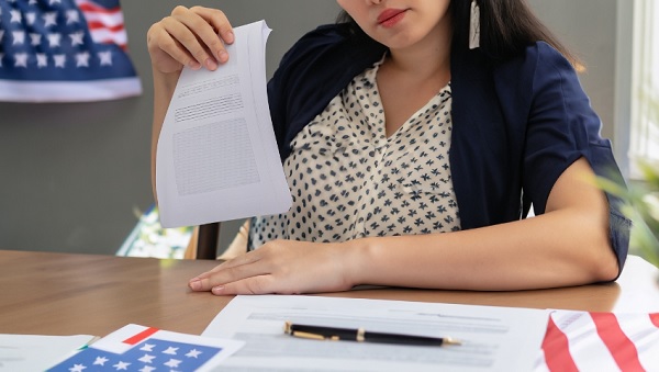 requisitos para ciudadanía americana en español